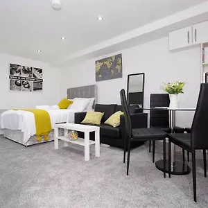 https://berkley-studio.yorkshirehotels.net