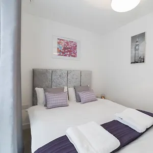 https://luxury-in2-london-apartment.cambridgehotelsuk.com